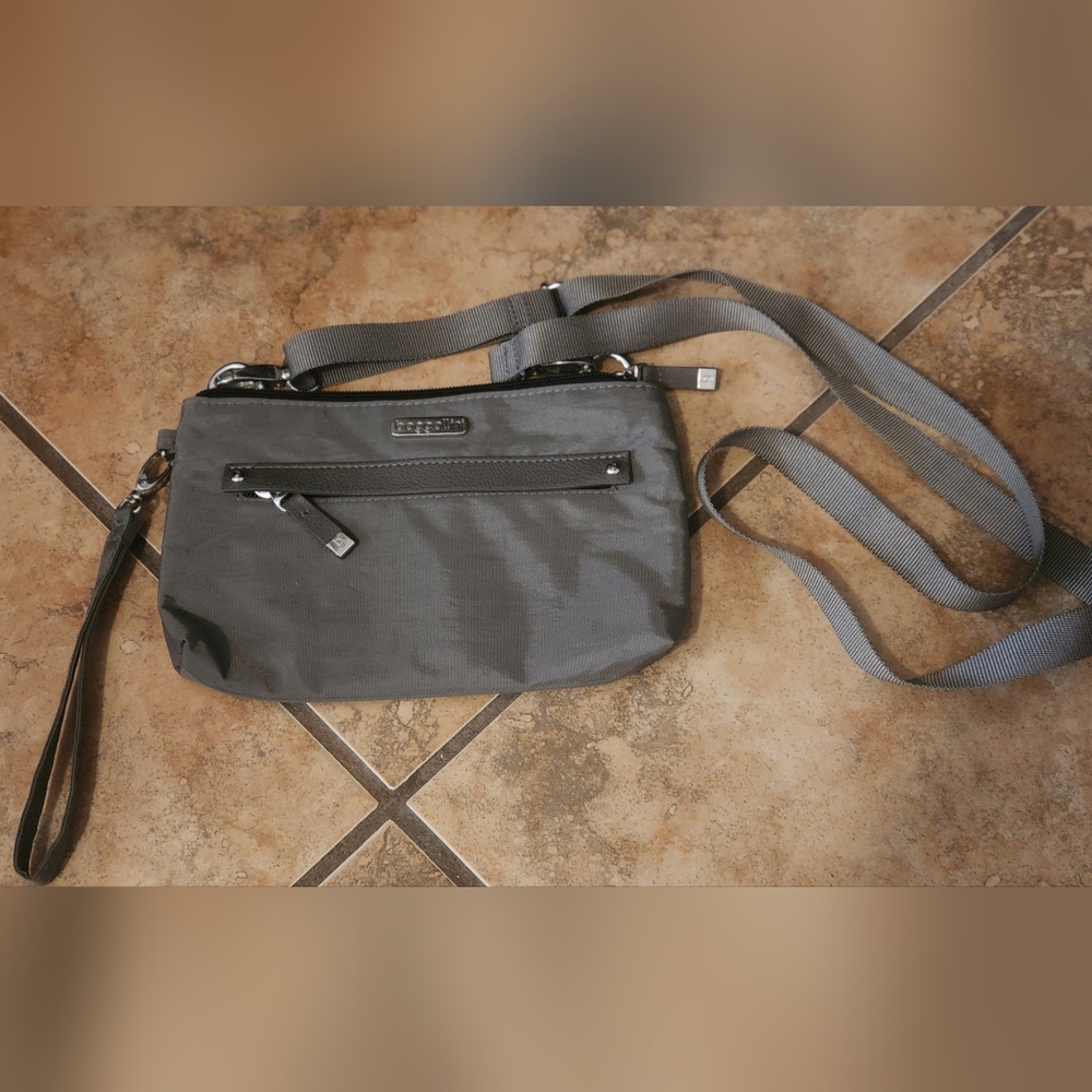 Baggallini Small Crossbody Bag